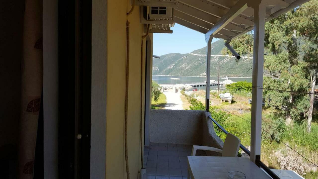 Villa Makis Vassiliki Esterno foto
